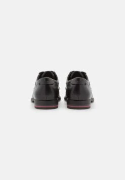 Pier One Unisex - Veterschoenen - Black 8 Pier One Unisex - Veterschoenen - Black -Schoenen Promotie 0167b8efc11a474fa58ea9e54d5eab0d