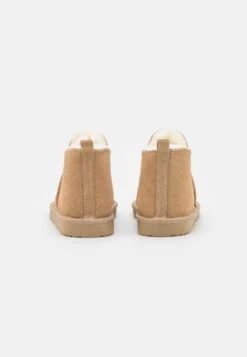 Pier One Leather- Pantoffels - Beige 9 Pier One Leather- Pantoffels - Beige -Schoenen Promotie 05ba2173d3144a79a53b40d84637288e