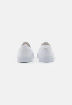 Pier One Unisex - Sneakers Laag - White -Schoenen Promotie 191f01ab84474fccb0e4b333b7cd7402