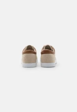 Pier One Unisex - Sneakers Laag - Beige 8 Pier One Unisex - Sneakers Laag - Beige -Schoenen Promotie 25eb778e2a144dc3a08b80223db3495e