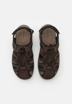 Pier One Leather - Outdoorsandalen - Brown 9 Pier One Leather - Outdoorsandalen - Brown -Schoenen Promotie 2f7ff40eeede463ba421d45819843353