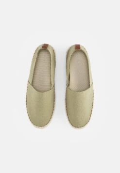 Pier One Rena Espadrille Unisex - Espadrilles - Olive 9 Pier One Rena Espadrille Unisex - Espadrilles - Olive -Schoenen Promotie 37f61750ec004994b62ae6ddcfad1a43