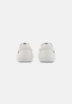 Pier One Unisex - Sneakers Laag - White 8 Pier One Unisex - Sneakers Laag - White -Schoenen Promotie 4875ff60289d451696f32d2c44634d4c