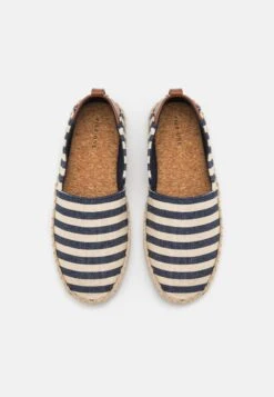 Pier One Unisex - Espadrilles - Dark Blue/White 9 Pier One Unisex - Espadrilles - Dark Blue/White -Schoenen Promotie 656fb98ccb7640ac939ccc145e729a86