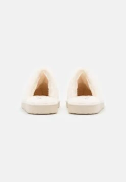 Pier One Pantoffels - Off-White 7 Pier One Pantoffels - Off-White -Schoenen Promotie 6664efd8499b4b2293b4201d8c6f0953