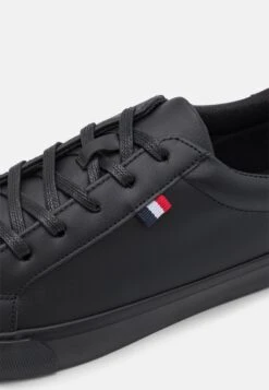 Pier One Unisex - Sneakers Laag - Black 11 Pier One Unisex - Sneakers Laag - Black -Schoenen Promotie 6e36972564914bfea36b8c5d9e0ffb4b