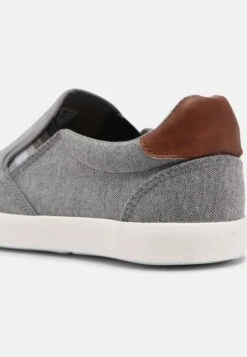 Pier One Unisex - Instappers - Dark Grey 11 Pier One Unisex - Instappers - Dark Grey -Schoenen Promotie 6ea70633070948dcbf9420ae8ee23503