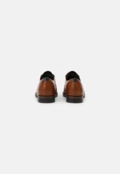 Pier One Veterschoenen - Cognac 9 Pier One Veterschoenen - Cognac -Schoenen Promotie 7c60ff2ae54144699a97b3a083b09208
