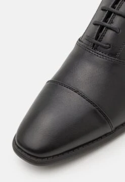 Pier One Unisex - Sportieve Veterschoenen - Black 11 Pier One Unisex - Sportieve Veterschoenen - Black -Schoenen Promotie 8eed937176a24183863e83a88f477893