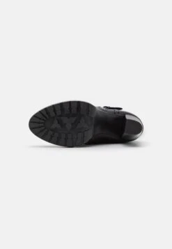 Pier One Leather- Laarzen Met Hoge Hak - Black 10 Pier One Leather- Laarzen Met Hoge Hak - Black -Schoenen Promotie 9889e37e625a4f4d81aad36914223142