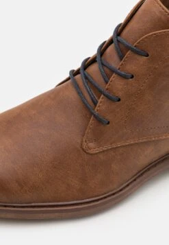 Pier One Veterschoenen - Brown 11 Pier One Veterschoenen - Brown -Schoenen Promotie a1fee75c6f664c58b5eab309e48cfe67