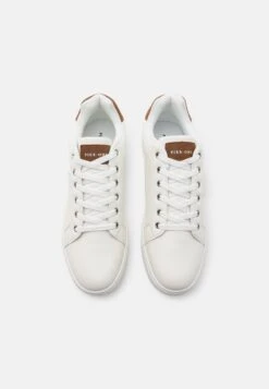 Pier One Sneakers Laag - White 9 Pier One Sneakers Laag - White -Schoenen Promotie a459a37a54644a3aa05e27c6f0a40515