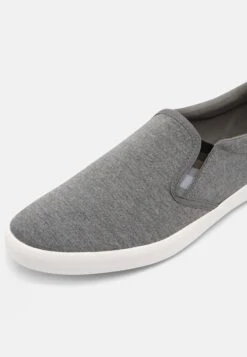 Pier One Unisex - Instappers - Dark Grey 13 Pier One Unisex - Instappers - Dark Grey -Schoenen Promotie bed098db417f4f42bd3bd6162f332ff0