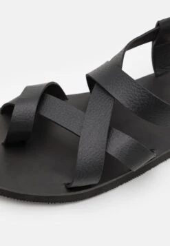 Pier One Teensandalen - Black 11 Pier One Teensandalen - Black -Schoenen Promotie bfc9cb202a1044a7af0b0ffa2591ad7d