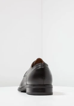 Pier One Leather - Veterschoenen - Black 12 Pier One Leather - Veterschoenen - Black -Schoenen Promotie c2d680b2a8c54540a2822fc3256389d3