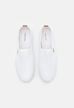 Pier One Unisex - Instappers - White 9 Pier One Unisex - Instappers - White -Schoenen Promotie cab355a5a66847138fab0310c479705c