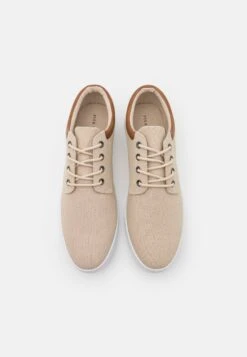 Pier One Unisex - Sneakers Laag - Beige 9 Pier One Unisex - Sneakers Laag - Beige -Schoenen Promotie d0d7af4b50334ef39bb417fb603c5680