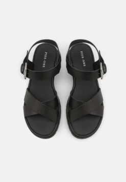 Pier One Leather - Sandalen - Black 9 Pier One Leather - Sandalen - Black -Schoenen Promotie d342e7cd794d4e4a9a74fdaaf4297a3f
