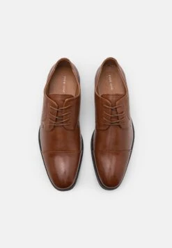 Pier One Veterschoenen - Tan 9 Pier One Veterschoenen - Tan -Schoenen Promotie e70dfd7585884f65bc3154a31f3e955e