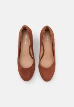 Pier One Leather - Klassieke Pumps - Dark Brown 11 Pier One Leather - Klassieke Pumps - Dark Brown -Schoenen Promotie f5f963d6e4bf4faaaa35043bc93eb9f8